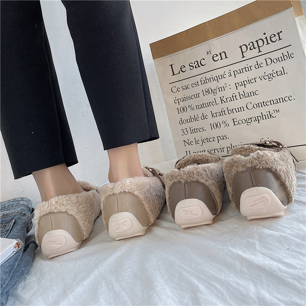 Naiste kohevad luku ja lameda tallaga mokassiinid