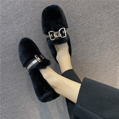 Mocasini de damă din puf cu talpă plată și element metalic