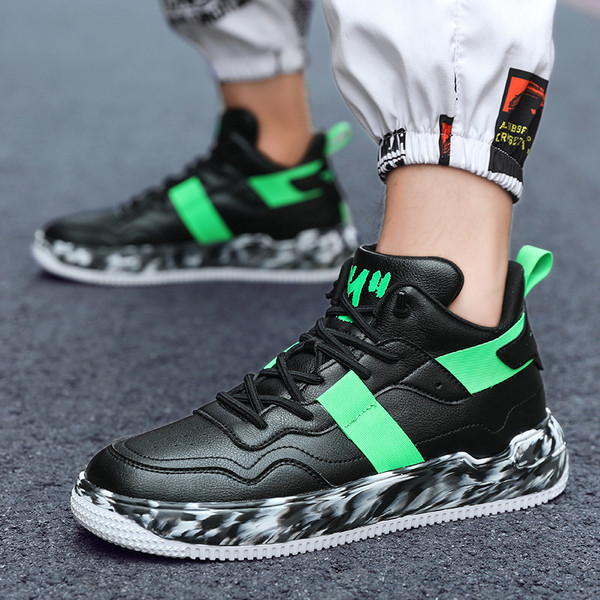 Férfi alkalmi tornacipő műbőrből, fűzővel