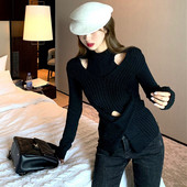 Bluza de dama cu decupaje si crapatura