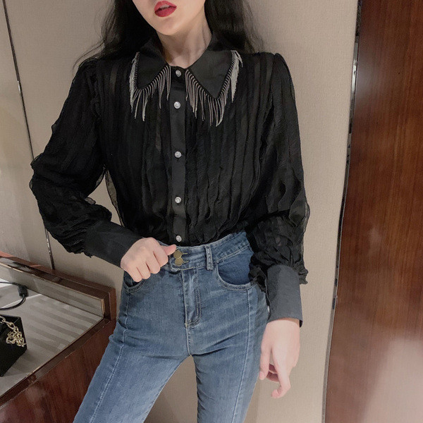 Modern női ing klasszikus gallérral, rojtokkal