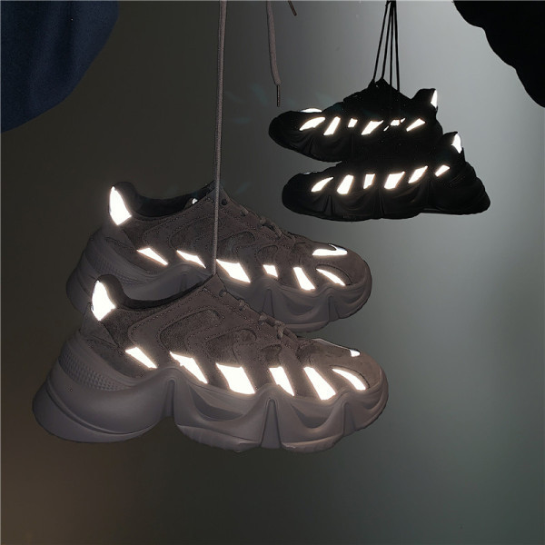 Alkalmi női tornacipő magas durva talppal