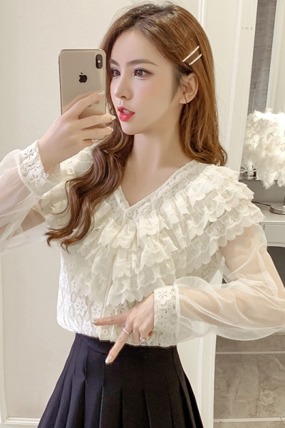 Ženska ležerna košulja sa špic izrezom i rukavima od tila