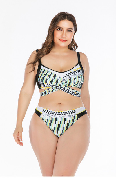 Didelio dydžio spalvingas dviejų dalių maudymosi kostiumėlis su petnešėlėmis