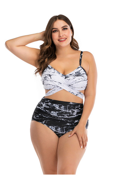 Moderns divdaļīgs peldkostīms ar marmora efektu
