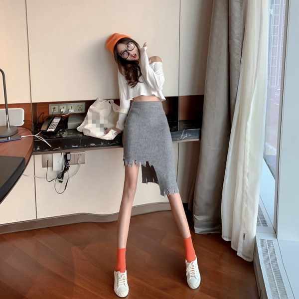 Asimetriski sieviešu svārki no velveta džersija ar augstu vidukli