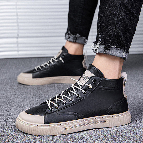 Vīriešu ādas kedas ar potītes augstumu un šņorēm