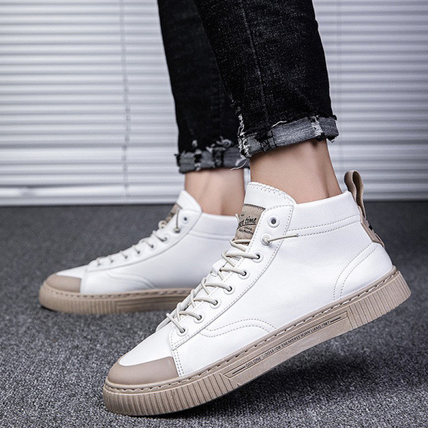 Vīriešu ādas kedas ar potītes augstumu un šņorēm