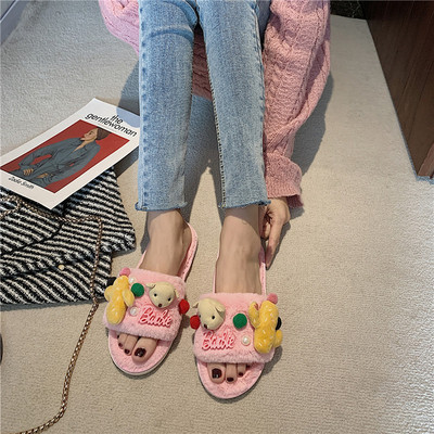 Papuci de pluș de damă cu elemente 3D și talpă plată