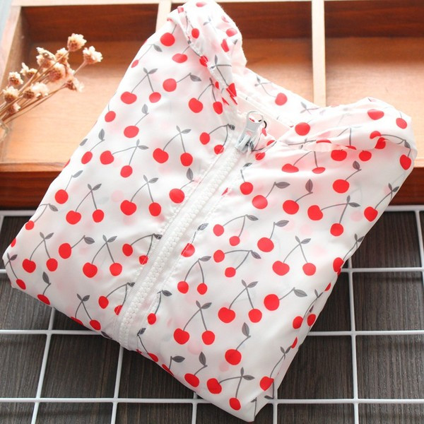 Moderna bērnu jaka meitenēm ķiršos ar kapuci