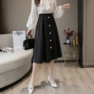 Sieviešu ikdienas svārki ar augstu vidukli un pogām melnā krāsā