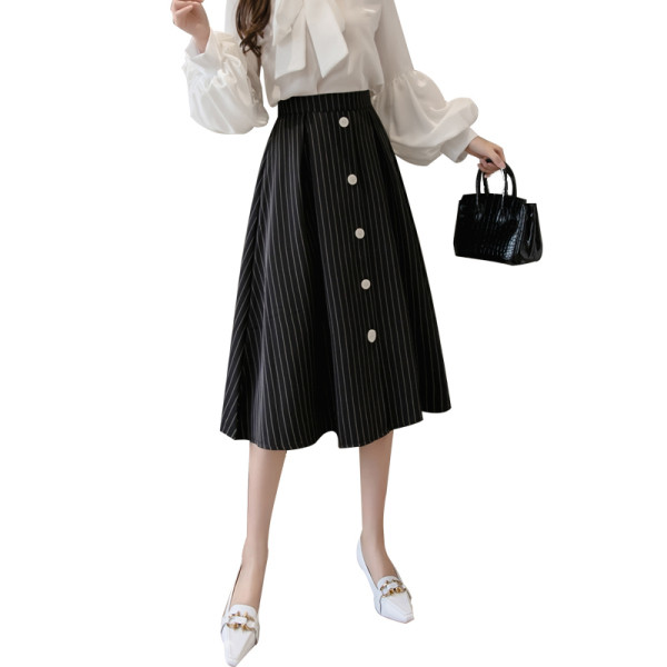 Sieviešu ikdienas svārki ar augstu vidukli un pogām melnā krāsā