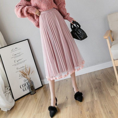 Laisvalaikio moteriško sijono kirpimo modelis su tiuliu