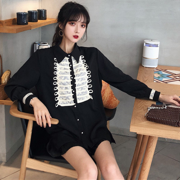 Retro sieviešu krekls ar klasisku apkakli