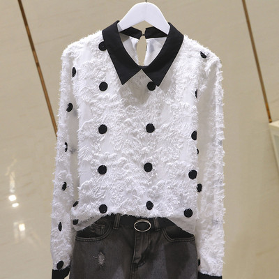 Ženska moderna bluza na točkice s klasičnom kragnom