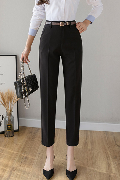 Stilingos moteriškos kelnės aukštu juosmeniu ir diržu