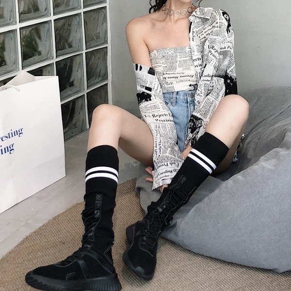 Moderna ženska košulja + bustier u crno-bijeloj boji