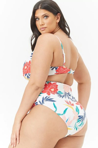 Costum de baie de dimensiuni mari, cu decupaje și model floral