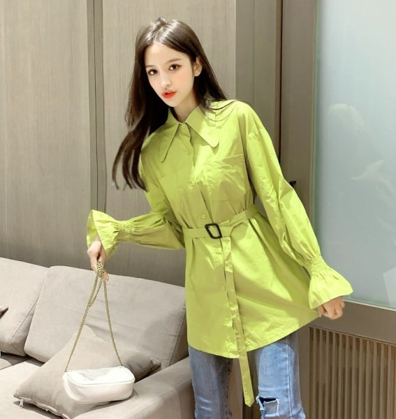 Ženska ležerna duga košulja s remenom i gumbima