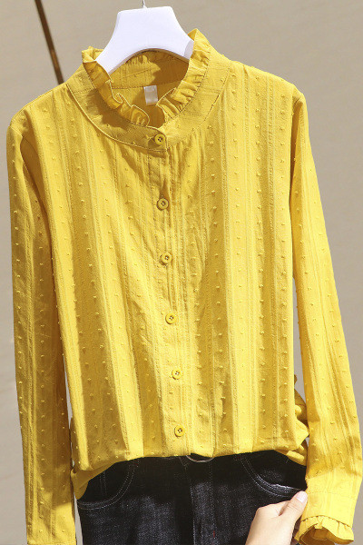 Modern női ing gombokkal és kerek nyakkivágással