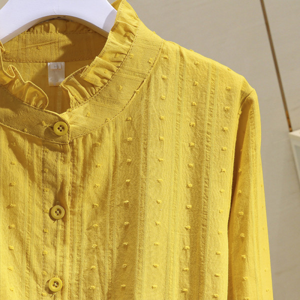 Modern női ing gombokkal és kerek nyakkivágással