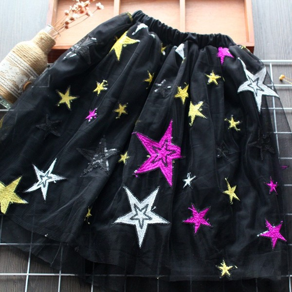 Új modell tüll és hímzéses gyerekszoknya lányoknak