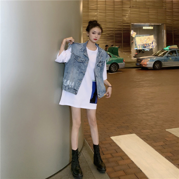 Moodne tekstidega teksavesti lai mudel