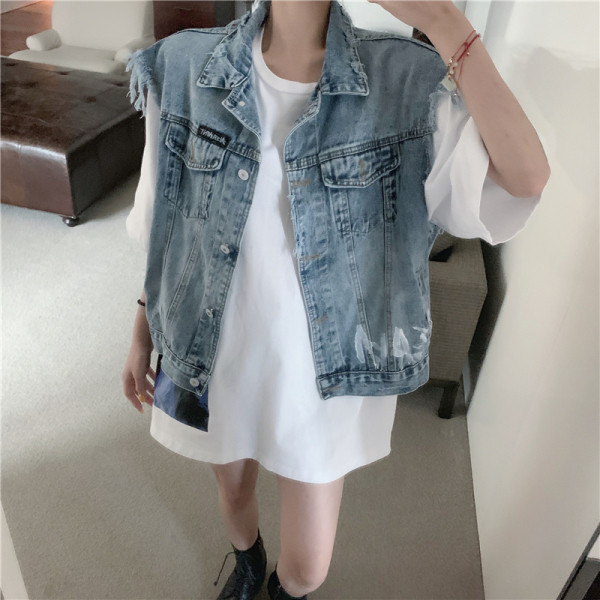 Moodne tekstidega teksavesti lai mudel