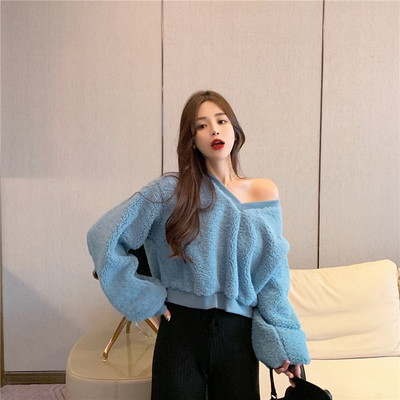 Plüss női pulóver spitz nyakkivágással