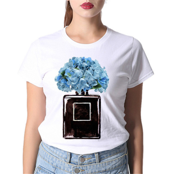 Rövid ujjú, rátéttel ellátott női póló - többféle modell