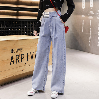 Naiste teksad – lai kõrge vöökohaga mudel