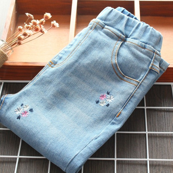 Šiuolaikiški vaikiški džinsai su siuvinėjimais ir kišene mergaitėms