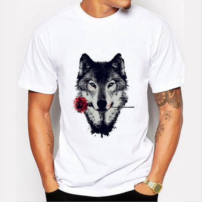 Įprasti vyriški marškinėliai trumpomis rankovėmis ir vilko raštu