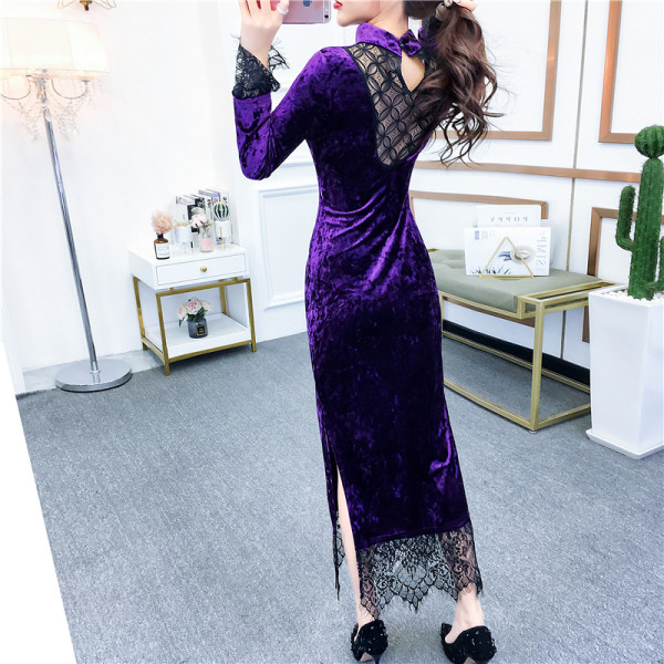 Rochie de dama lunga din catifea cu dantela si maneci lungi