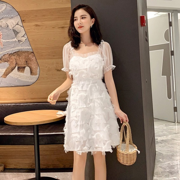 Rochie moderna de dama cu maneci scurte si ciucuri