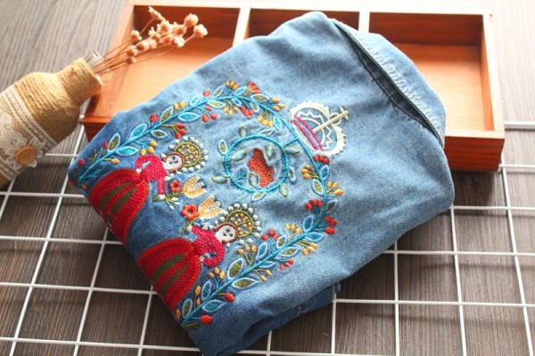 Új modell gyerek farmer dzseki hímzéssel lányoknak