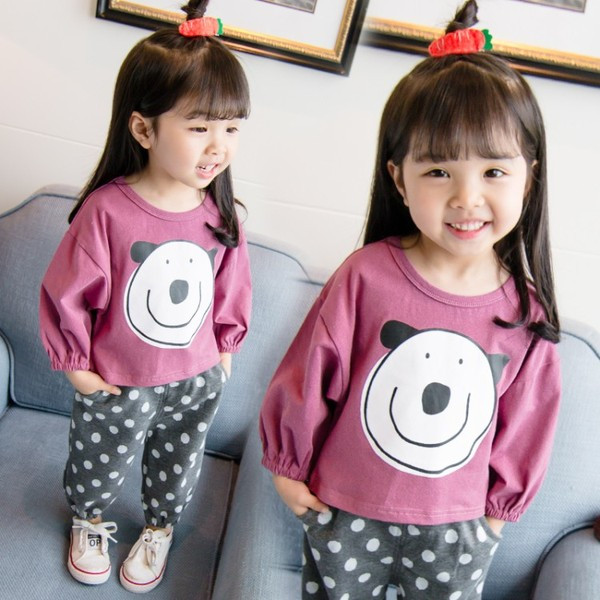 Naprakész gyermekkészlet lányoknak való alkalmazással