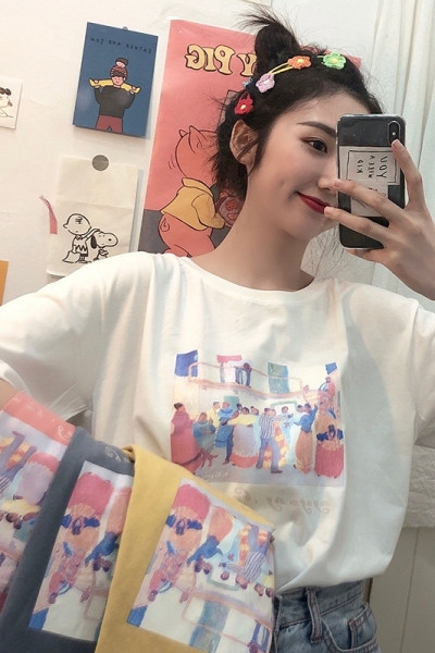 Lai värvitrükiga naiste T-särk