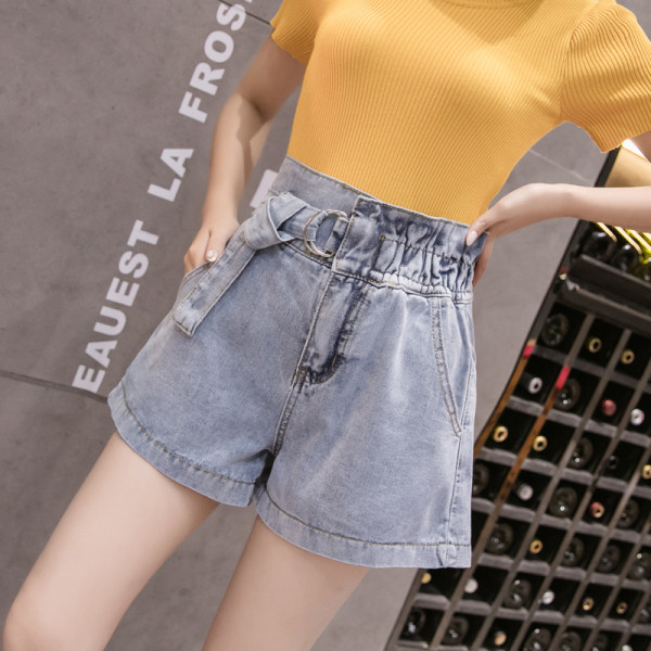 Jauna modeļa vasaras šorti ar jostiņu