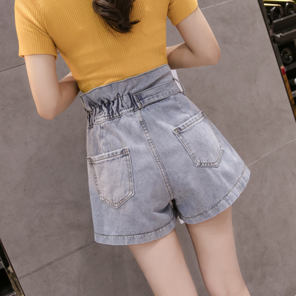 Jauna modeļa vasaras šorti ar jostiņu