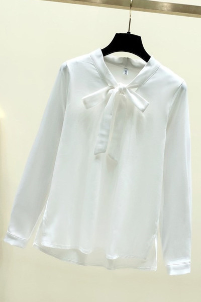 Cămașă albă elegantă, cu mâneci lungi și guler cu panglică