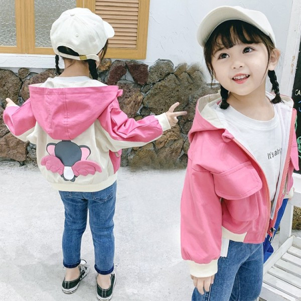 Modern gyerekkabát kapucnival és rátéttel - lányoknak