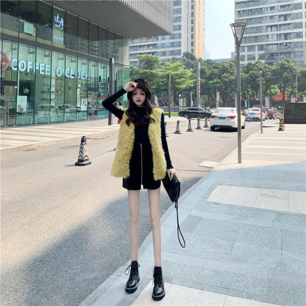 Gara, pūkaina sieviešu veste