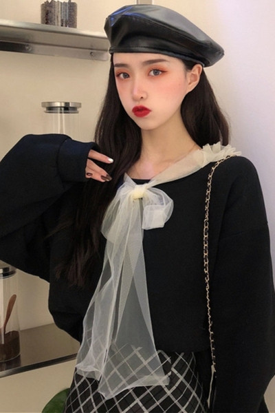 Bluză neagră de damă lată cu panglică din tul