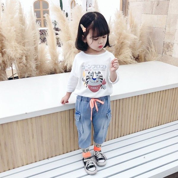 Alkalmi gyerekfarmer lányoknak rugalmas derékkal és nyakkendővel