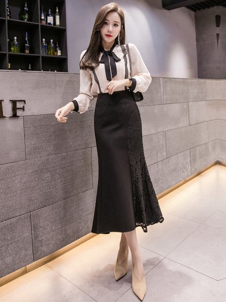 Jauna modeļa stilīgi gari svārki ar augstu vidukli un mežģīnēm