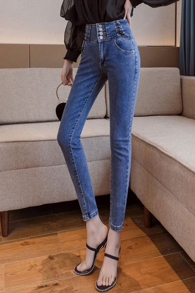 Mūsdienīgi sieviešu pieguloši džinsi ar augstu vidukli