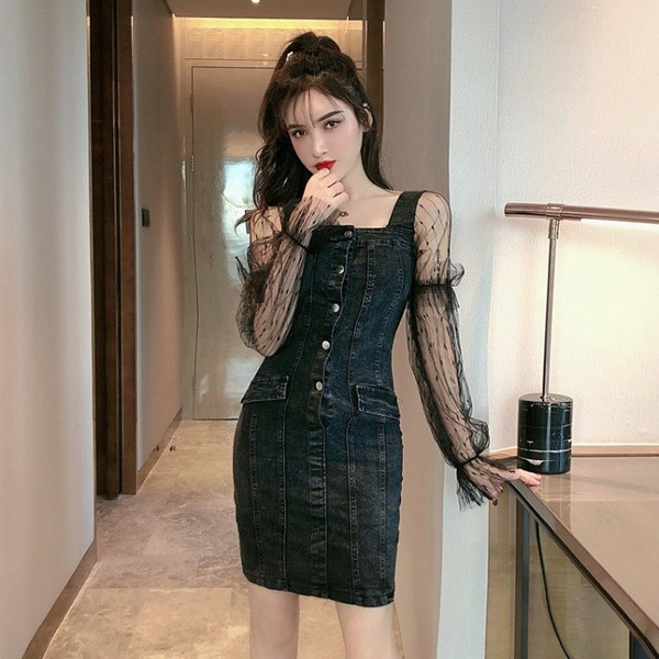 Moderna džinsa kleita ar mežģīņu piedurknēm