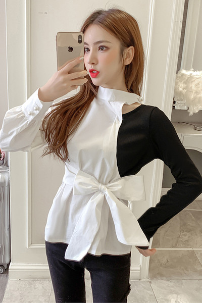 Juodai balti moteriški marškiniai su pusiau aukšta apykakle ir kaspinu