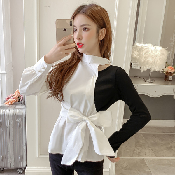 Juodai balti moteriški marškiniai su pusiau aukšta apykakle ir kaspinu